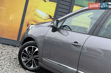 Мінівен Renault Grand Scenic 2015 в 