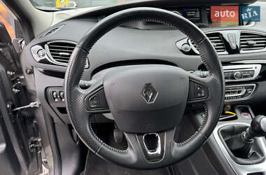 Мінівен Renault Grand Scenic 2015 в 