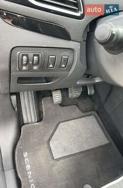 Минивэн Renault Grand Scenic 2014 в 