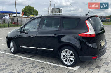 Минивэн Renault Grand Scenic 2014 в 