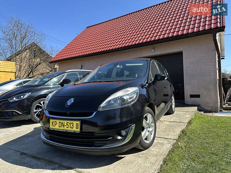Минивэн Renault Grand Scenic 2013 в Ивано-Франковске
