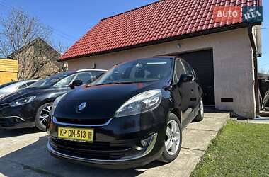Минивэн Renault Grand Scenic 2013 в 