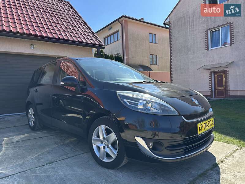 Минивэн Renault Grand Scenic 2013 в Ивано-Франковске