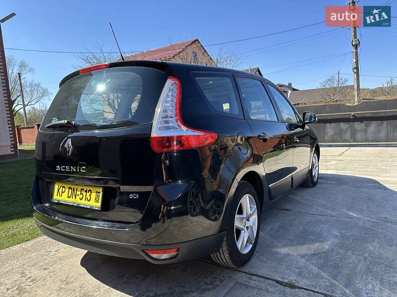 Минивэн Renault Grand Scenic 2013 в Ивано-Франковске