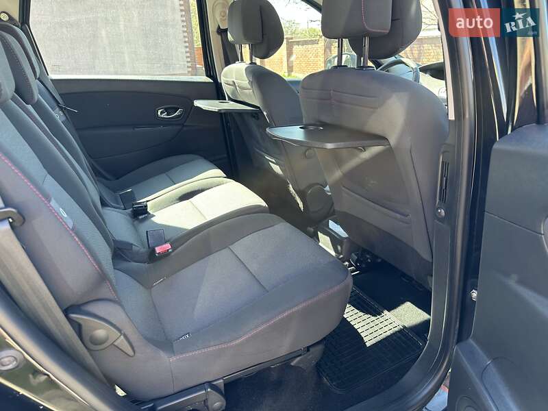 Минивэн Renault Grand Scenic 2013 в Ивано-Франковске