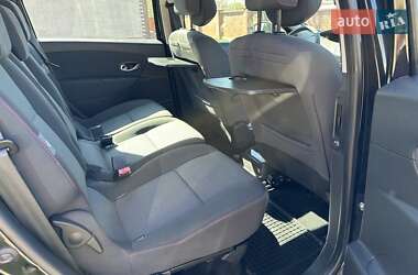 Минивэн Renault Grand Scenic 2013 в 