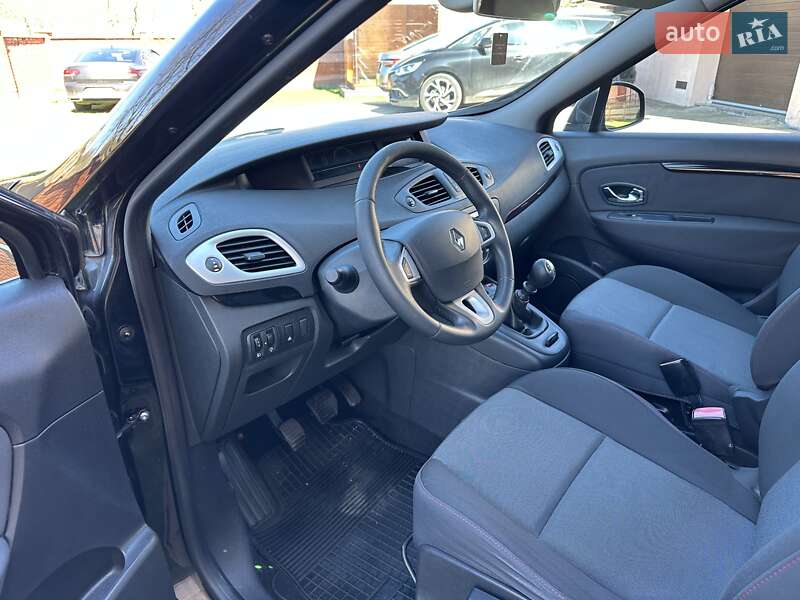 Минивэн Renault Grand Scenic 2013 в Ивано-Франковске