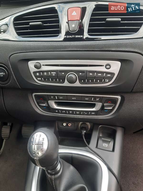 Минивэн Renault Grand Scenic 2011 в Харькове