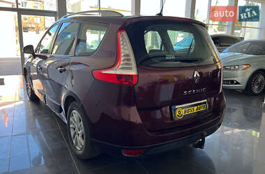 Минивэн Renault Grand Scenic 2013 в 