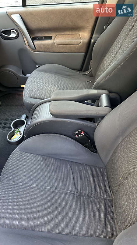 Минивэн Renault Grand Scenic 2006 в Кропивницком