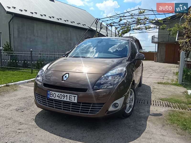 Минивэн Renault Grand Scenic 2009 в Бучаче