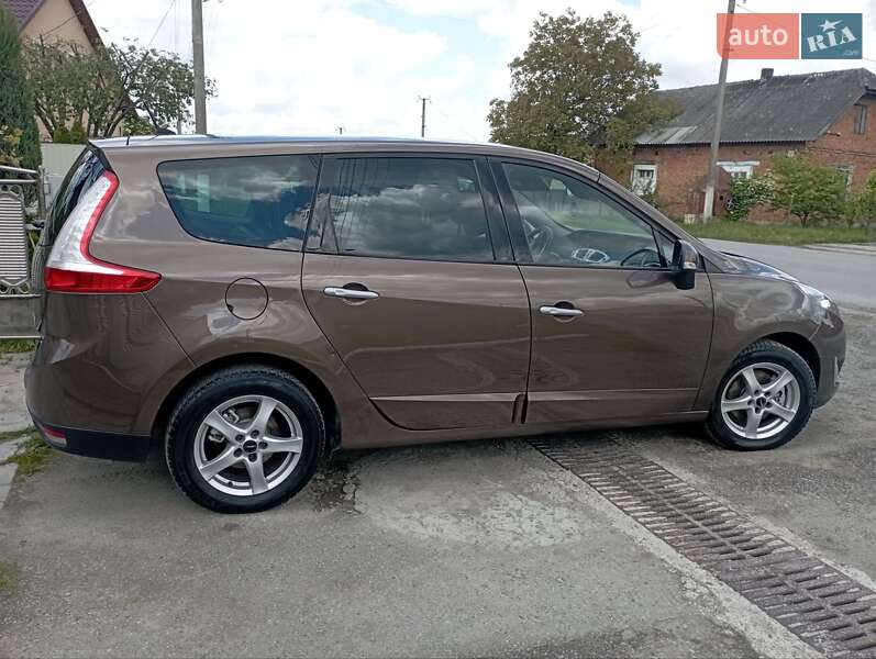 Минивэн Renault Grand Scenic 2009 в Бучаче