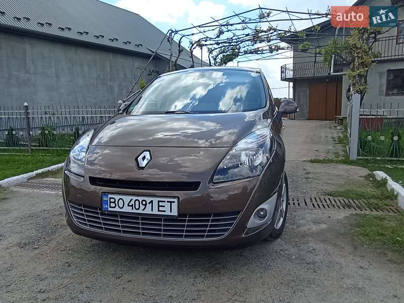 Минивэн Renault Grand Scenic 2009 в Бучаче