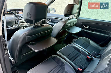 Минивэн Renault Grand Scenic 2014 в 