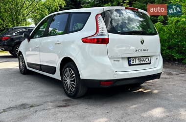 Минивэн Renault Grand Scenic 2012 в 
