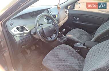 Минивэн Renault Grand Scenic 2009 в 