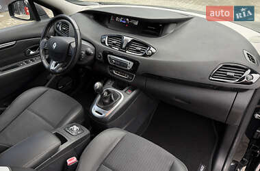 Минивэн Renault Grand Scenic 2013 в 