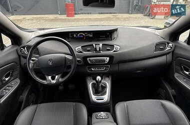 Минивэн Renault Grand Scenic 2013 в 