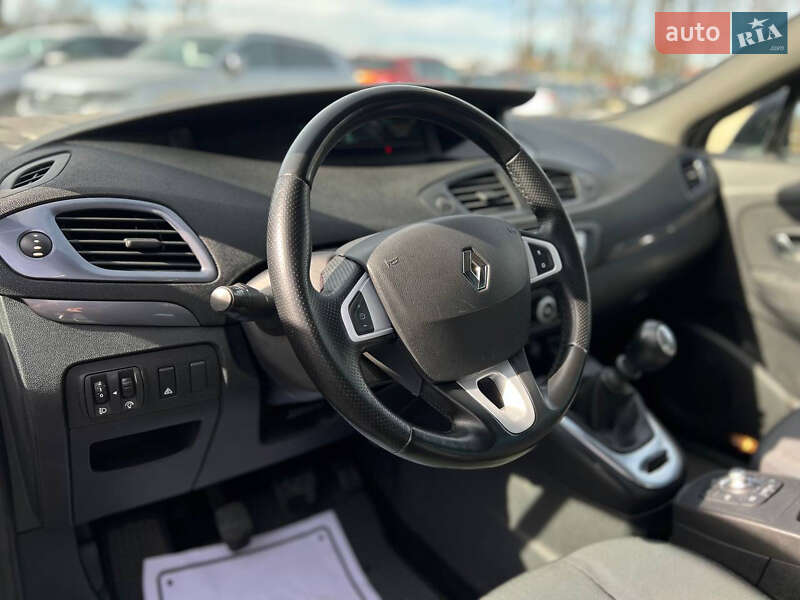 Минивэн Renault Grand Scenic 2011 в Стрые
