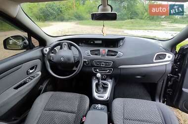 Минивэн Renault Grand Scenic 2011 в 