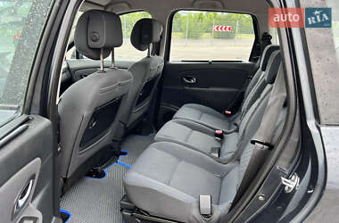 Минивэн Renault Grand Scenic 2010 в 