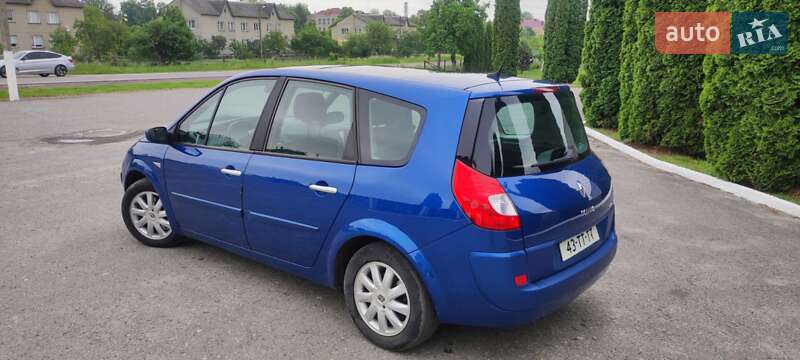 Минивэн Renault Grand Scenic 2007 в Дубно