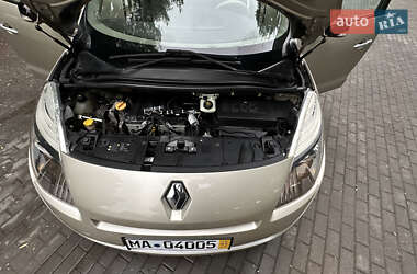 Мінівен Renault Grand Scenic 2011 в 