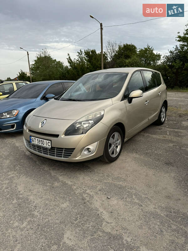 Renault Grand Scenic 2009