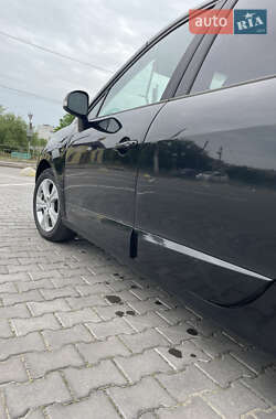 Минивэн Renault Grand Scenic 2011 в 