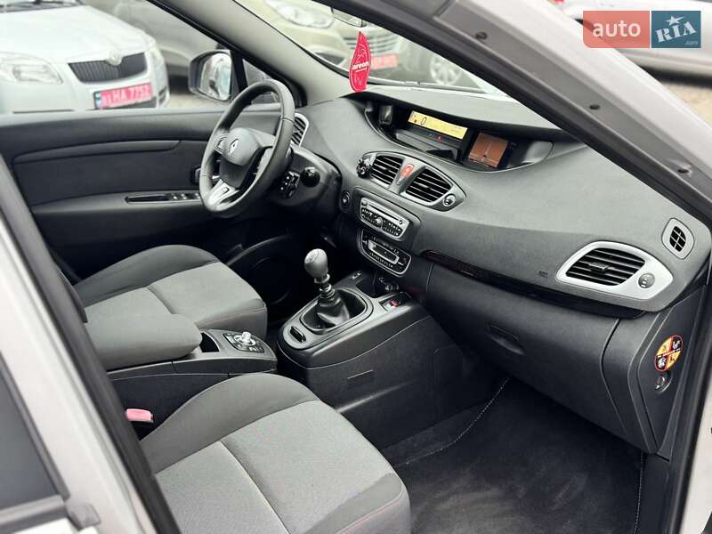 Минивэн Renault Grand Scenic 2010 в Полтаве
