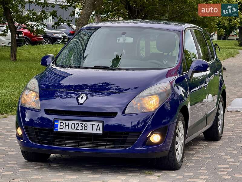 Мінівен Renault Grand Scenic 2010 в Одесі