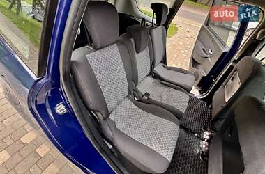 Минивэн Renault Grand Scenic 2010 в 