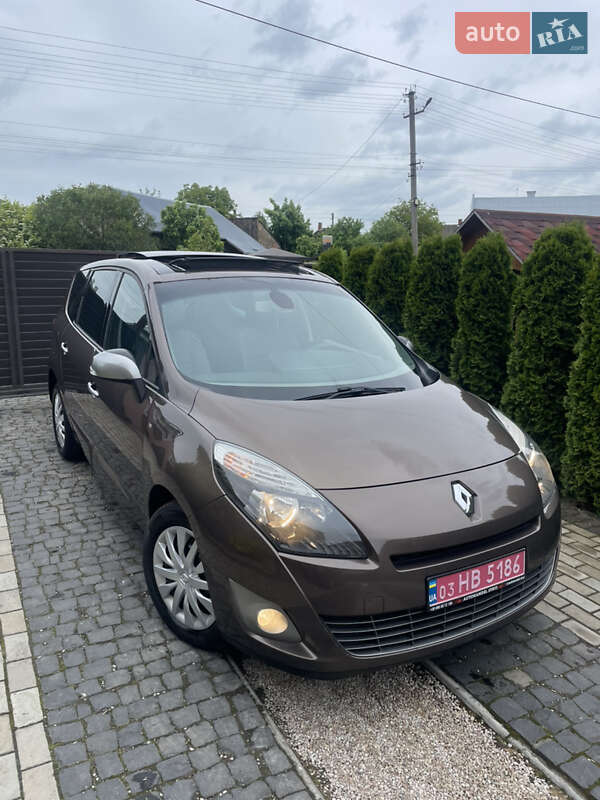Минивэн Renault Grand Scenic 2010 в Стрые