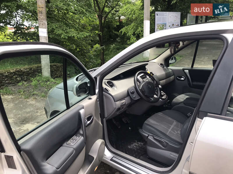 Минивэн Renault Grand Scenic 2006 в Нетешине