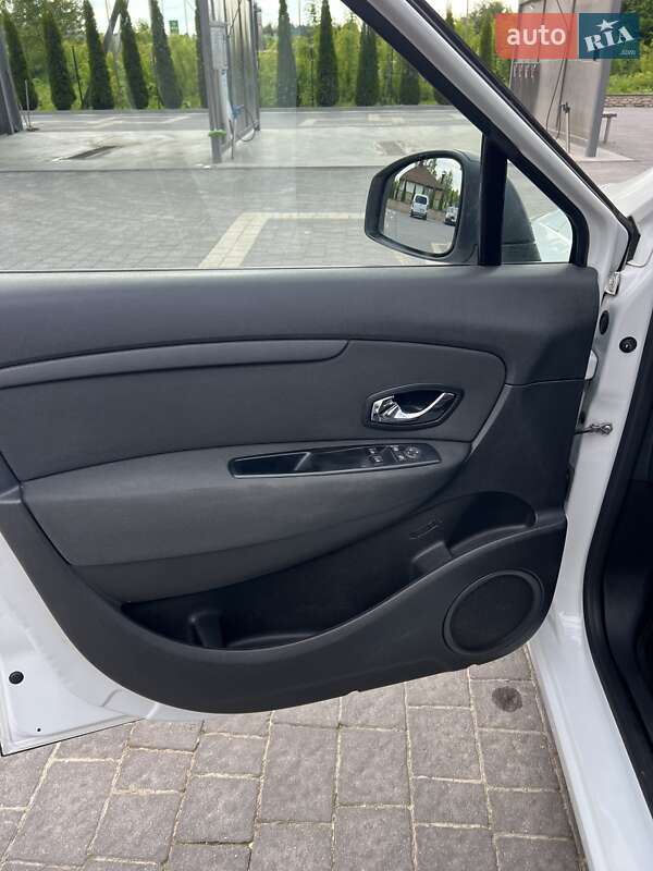 Минивэн Renault Grand Scenic 2013 в Кременце