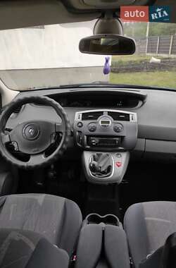 Минивэн Renault Grand Scenic 2005 в 