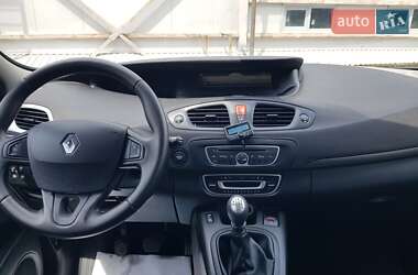 Минивэн Renault Grand Scenic 2009 в 