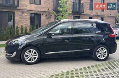 Минивэн Renault Grand Scenic 2013 в 