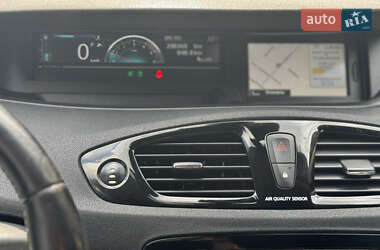Минивэн Renault Grand Scenic 2013 в 
