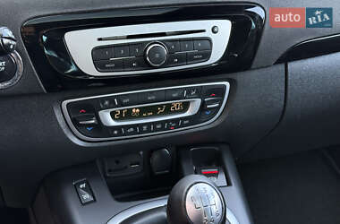 Минивэн Renault Grand Scenic 2014 в 