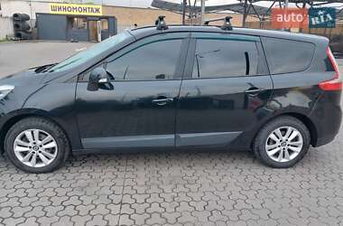 Минивэн Renault Grand Scenic 2013 в 