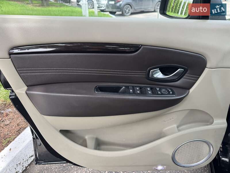 Мінівен Renault Grand Scenic 2010 в Рівному