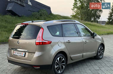 Мінівен Renault Grand Scenic 2014 в 