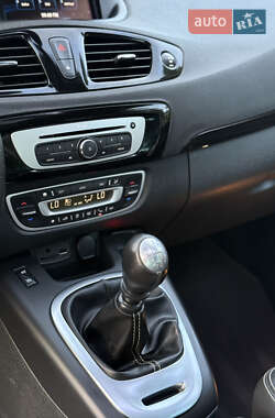 Мінівен Renault Grand Scenic 2014 в 