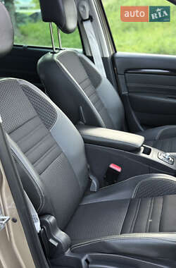 Мінівен Renault Grand Scenic 2014 в 