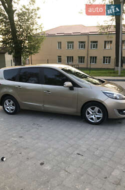 Мінівен Renault Grand Scenic 2013 в 
