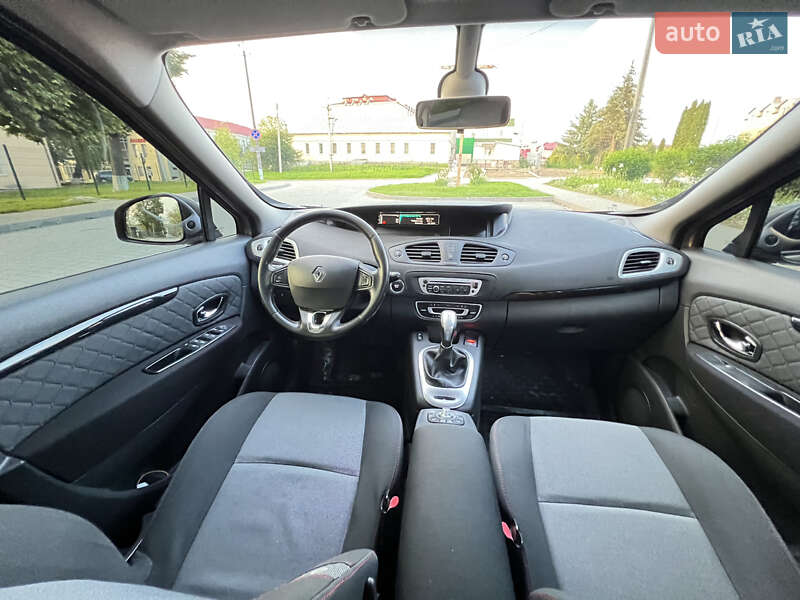 Минивэн Renault Grand Scenic 2013 в Городке