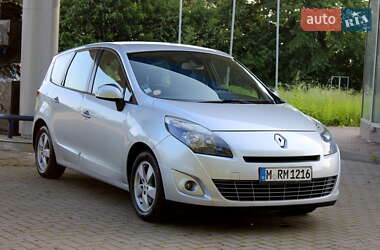 Мінівен Renault Grand Scenic 2009 в 