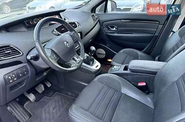 Минивэн Renault Grand Scenic 2014 в 
