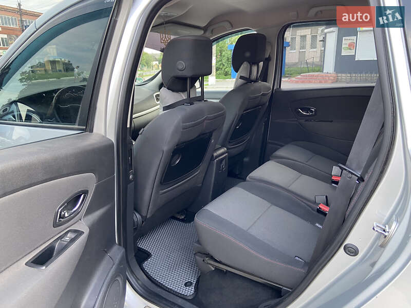 Минивэн Renault Grand Scenic 2014 в Лысянке фото 11 Минивэн Renault Grand Scenic 2014 в Лысянке
